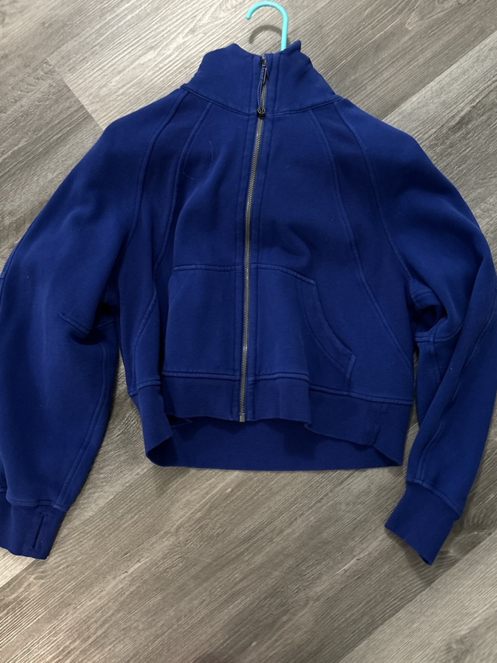 Blue lululemon scuba